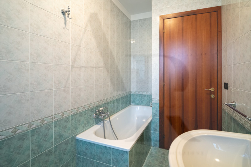 Selvazzano Dentro - San Domenico: In uno splendido contesto centrale e residenziale, ottimamente ...