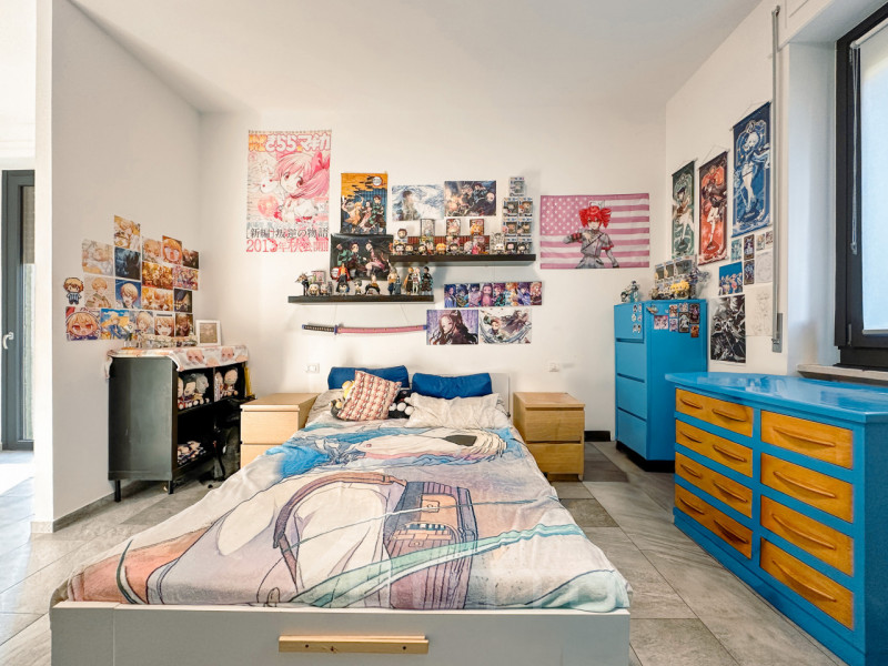 Villa for sale in Grignasco with pool, garden and two independent apartments