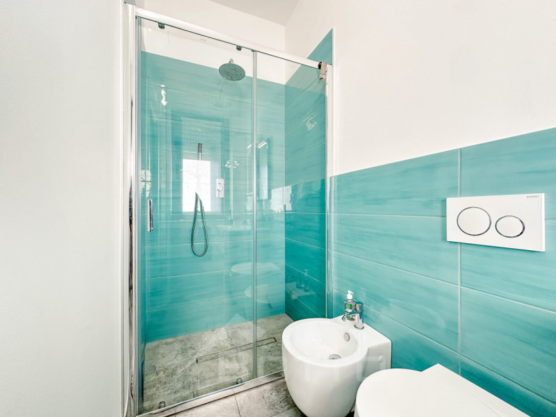 Villa for sale in Grignasco with pool, garden and two independent apartments