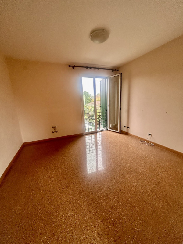 Padova zona San Carlo Nicoletta Dardilli di AD Casa Padova propine in vendita villa singola con s...