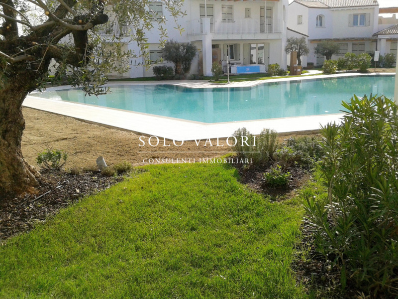 Scopri il tuo angolo di paradiso nel cuore di Jesolo, nella rinomata zona di Piazza Mazzini. Prop...