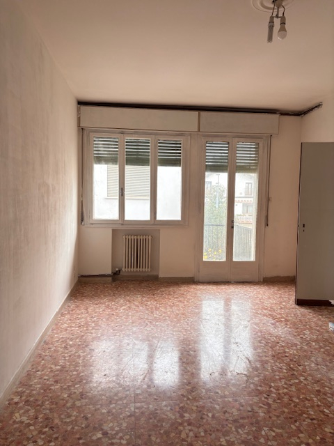 ARCELLA: nel servitissimo quartiere della Santissima Trinità (arcella), proponiamo appartamento p...