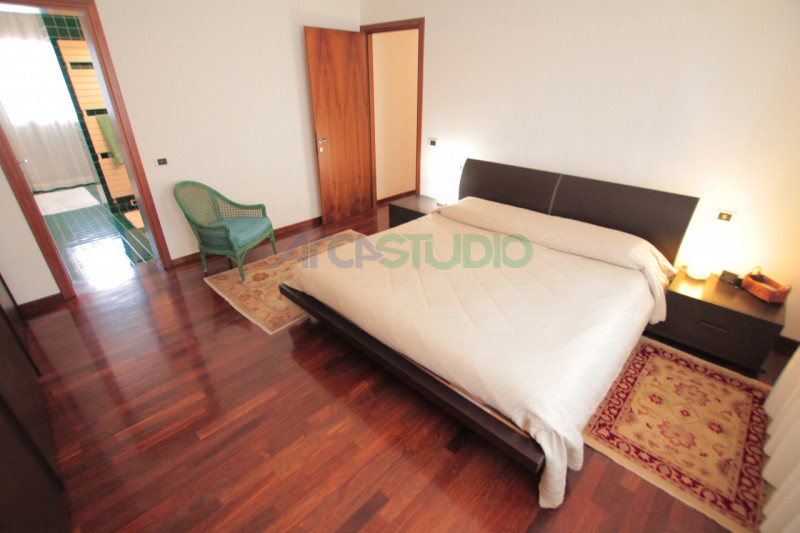 Vicenza - Bertesina: questa splendida moderna villetta, situata in zona tranquilla e riservata a ...