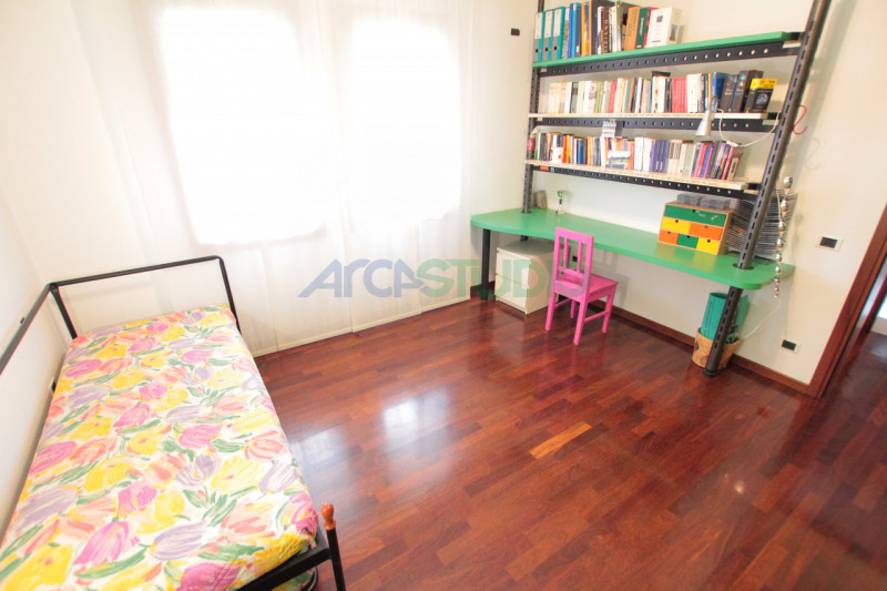 Vicenza - Bertesina: questa splendida moderna villetta, situata in zona tranquilla e riservata a ...