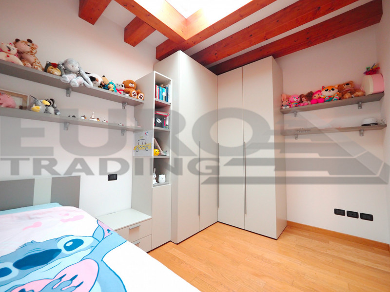 ZERO BRANCO – A due passi dal centro, splendida porzione a schiera indipendente con finiture rice...