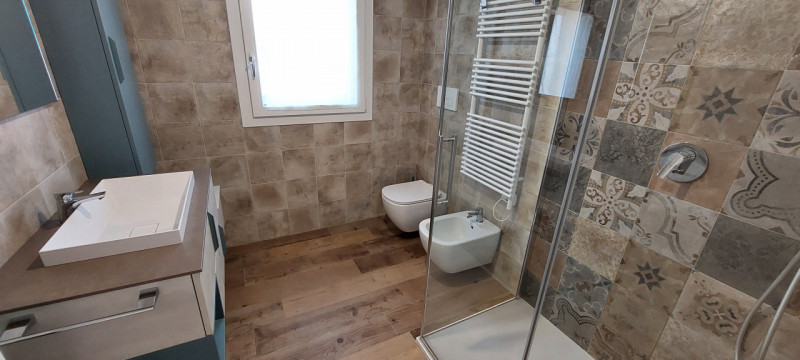 A Tremignon di Piazzola sul Brenta in palazzina di recentissima costruzione e in ottimo stato di ...