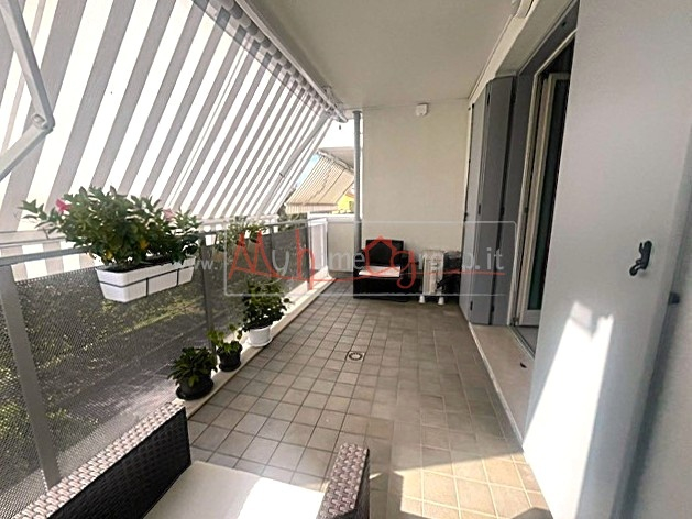 TENCAROLA - (Rif.A419-s) Proponiamo in vendita un moderno appartamento trilocale situato nel cuor...