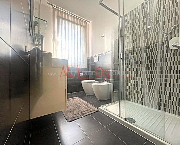 TENCAROLA - (Rif.A419-s) Proponiamo in vendita un moderno appartamento trilocale situato nel cuor...