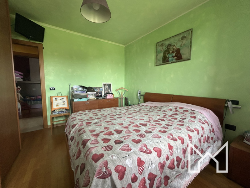 PADERNO-  Inserito in zona panoramica e residenziale, comoda a tutti i principali servizi, propon...