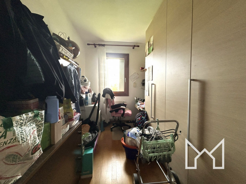 PADERNO-  Inserito in zona panoramica e residenziale, comoda a tutti i principali servizi, propon...