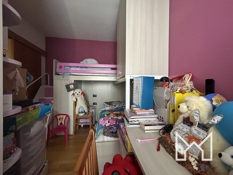 PADERNO-  Inserito in zona panoramica e residenziale, comoda a tutti i principali servizi, propon...