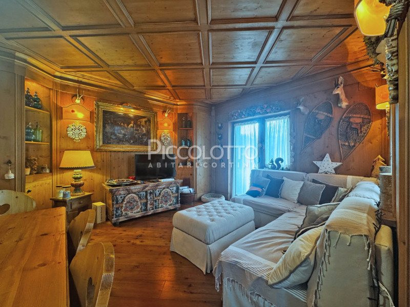 Rif. A5409 - Scopri questo grazioso appartamento in affitto situato nella splendida località di A...