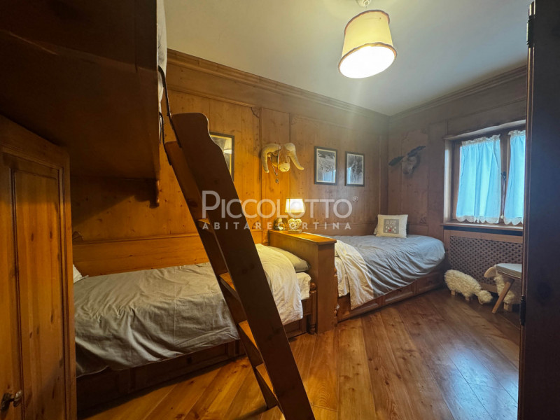 Rif. A5409 - Scopri questo grazioso appartamento in affitto situato nella splendida località di A...