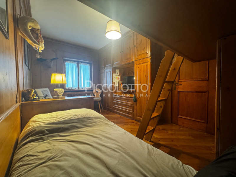 Rif. A5409 - Scopri questo grazioso appartamento in affitto situato nella splendida località di A...