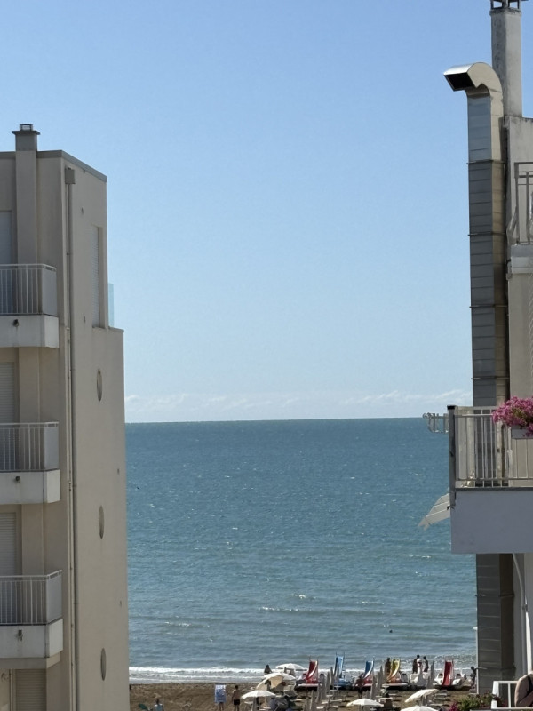 rif. J6P5 (per info 3356198429 Nicola)

Proponiamo in vendita vista mare questa spaziosa unità co...