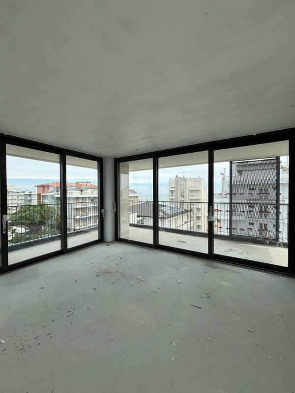 rif. J6P5 (per info 3356198429 Nicola)

Proponiamo in vendita vista mare questa spaziosa unità co...