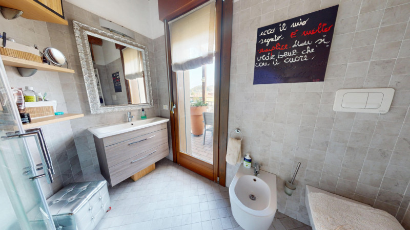 SANT’AGOSTINO / FERROVIERI

Inserito in un quartiere residenziale, comodo a tutti i principali se...