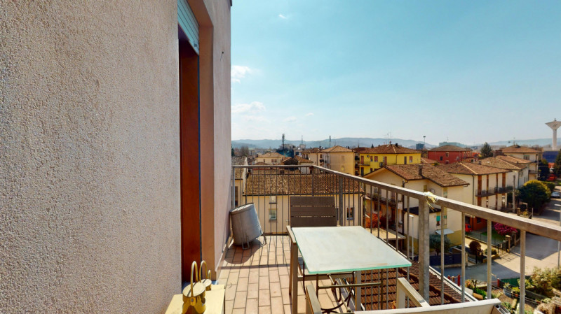 SANT’AGOSTINO / FERROVIERI

Inserito in un quartiere residenziale, comodo a tutti i principali se...