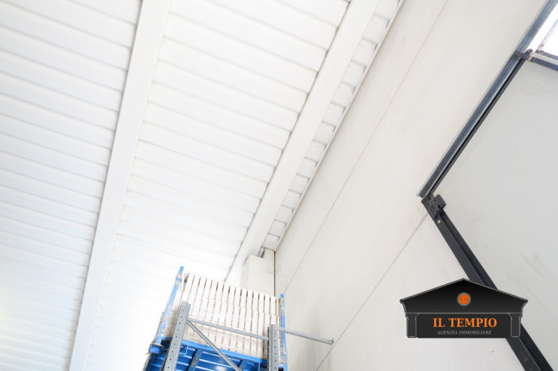 Capannone industriale di 1.000 mq con ampi spazi di manovra – Lonigo (VI)

Possibilità di subentr...