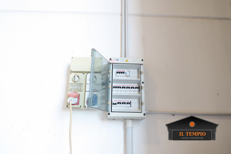 Capannone industriale di 1.000 mq con ampi spazi di manovra – Lonigo (VI)

Possibilità di subentr...