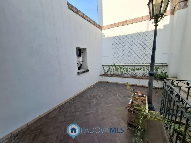 Immobile in esclusiva al Gruppo Padova MLS 

Se stai cercando una residenza esclusiva nel cuore p...