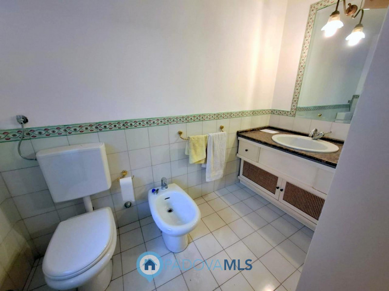 Immobile in esclusiva al Gruppo Padova MLS 

Se stai cercando una residenza esclusiva nel cuore p...