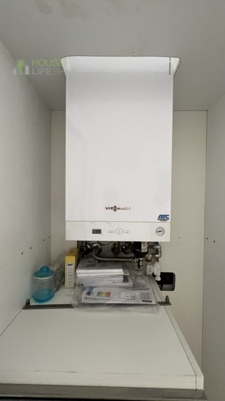 SCHIO – Centro: in zona residenziale centrale, comoda a tutti i servizi, appartamento TRICAMERE s...