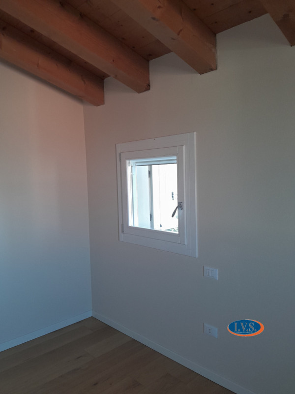 MONTEGALDA (VI): In una posizione riservata e tranquilla proponiamo porzione di trifamiliare di t...