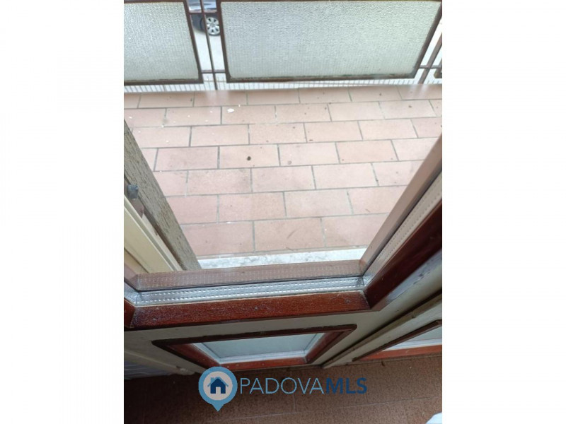 Immobile in esclusiva al Gruppo Padova MLS
Proponiamo in vendita un immobile residenziale di circ...