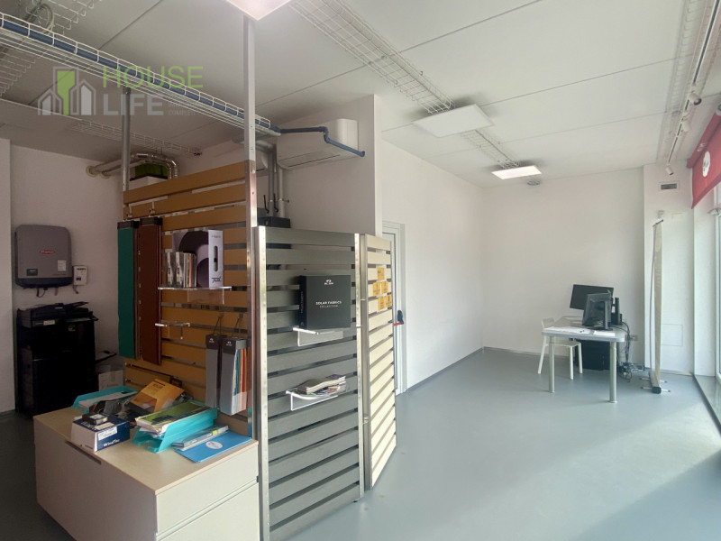 THIENE: in zona industriale e di facile accesso, IMMOBILE SINGOLO di 600 mq totali, disposto su d...