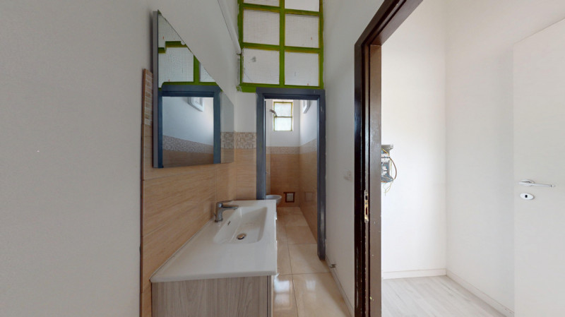 VIALE MARGHERITA – VICENZA

Lungo Viale Margherita, in posizione strategica e ad alta visibilità,...