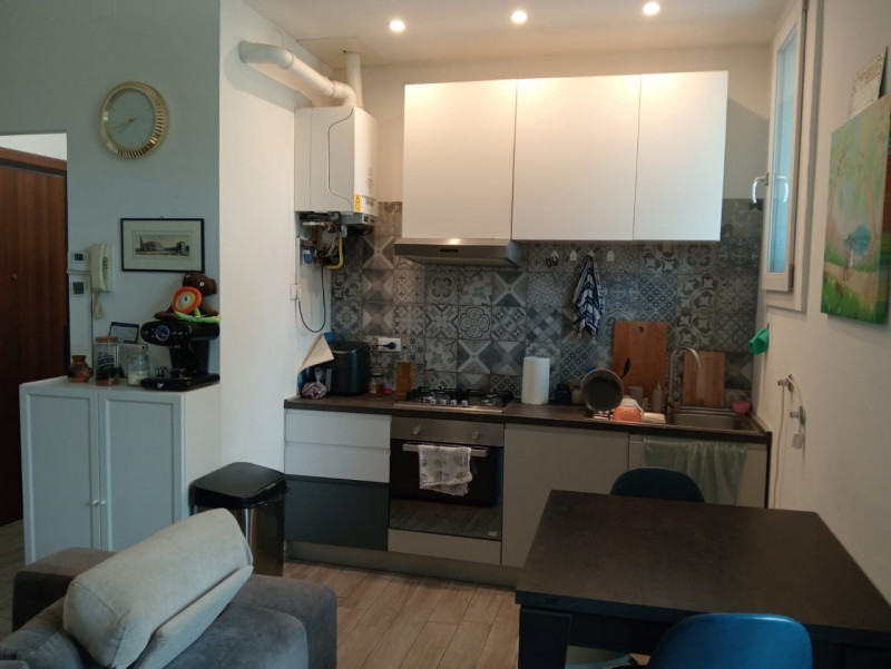 Palestro - Ottimo quartiere, in zona interna e tranquilla, ottimo contesto, grazioso appartamento...