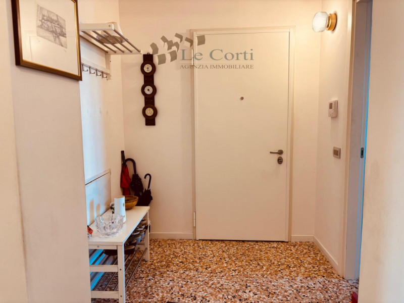 Nel centro storico di Montagnana, proponiamo in vendita un appartamento quadrilocale al secondo p...