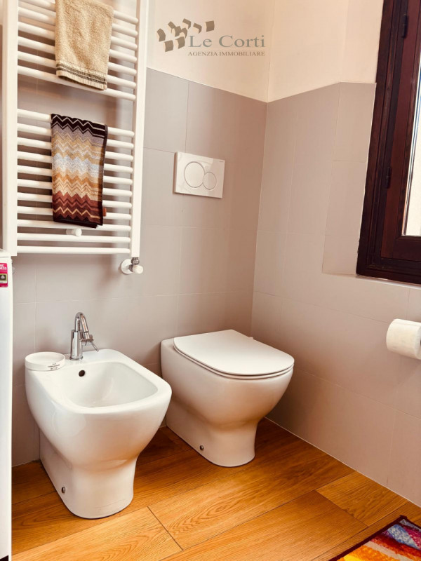 Nel centro storico di Montagnana, proponiamo in vendita un appartamento quadrilocale al secondo p...