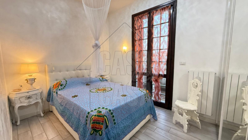 Casa singola da aggiornare situata a Padova, un'opportunità imperdibile per chi cerca spazio e co...