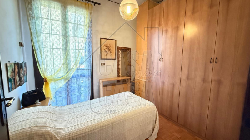 Casa singola da aggiornare situata a Padova, un'opportunità imperdibile per chi cerca spazio e co...