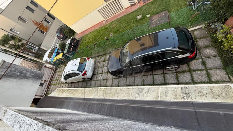 Casa singola da aggiornare situata a Padova, un'opportunità imperdibile per chi cerca spazio e co...