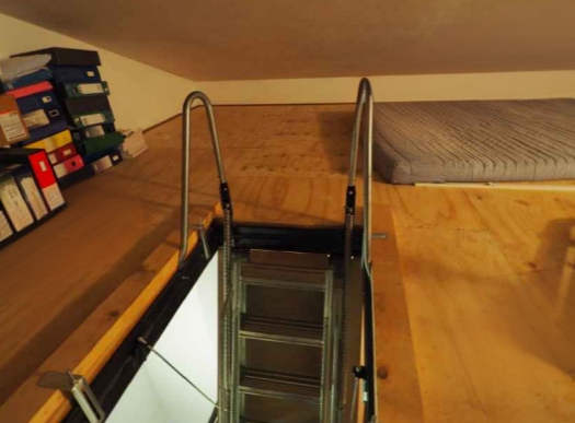 Rif. A.A.252-24

Vendita all'asta - casa a schiera centrale su 2 piani in data 09 gennaio 2026

D...