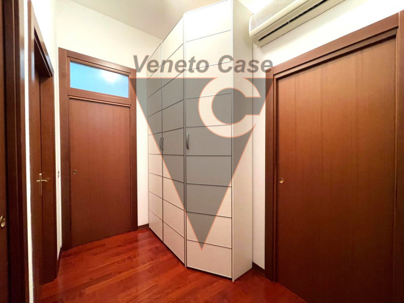 Nel quartiere più ricercato di Tombelle, proponiamo appartamento al secondo e ultimo piano, compo...