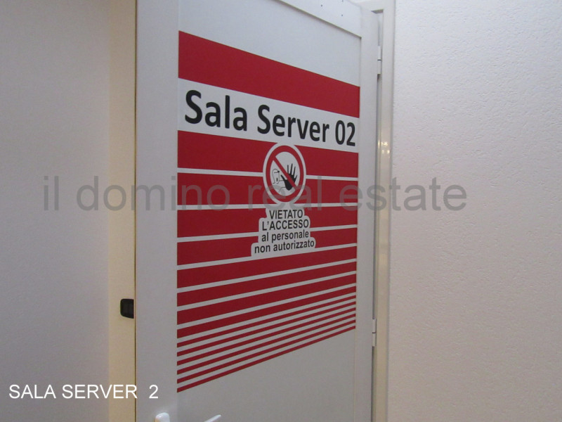 Capannone di recente costruzione anno 2017 in zona industriale a Padova Est, Classe Energetica B,...