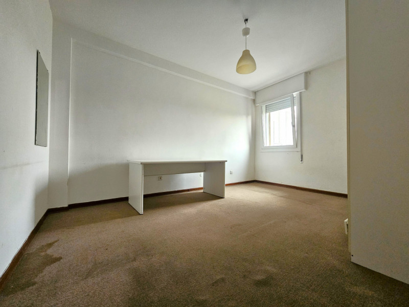 LIM169 - Situato nel centro di Limena, a pochi passi da tutti i principali servizi e comodità, vi...