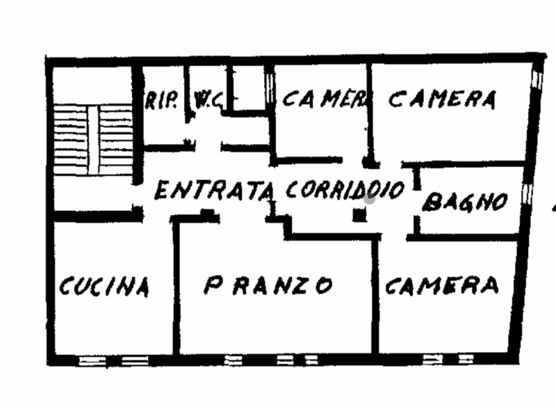 LIM169 - Situato nel centro di Limena, a pochi passi da tutti i principali servizi e comodità, vi...