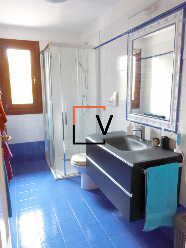 V393 - Proponiamo in vendita, esclusiva villa SINGOLA di ampie dimensioni in condizioni PARI AL N...