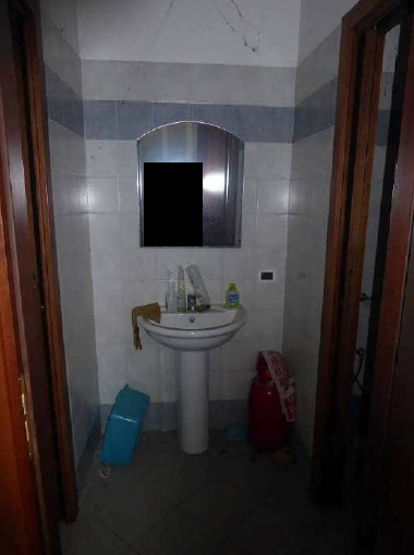 Rif. A.A.280-232

Vendita all'asta - negozio al piano terra in data 13 gennaio 2026

Descrizione:...