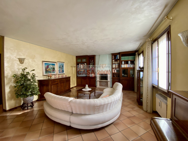In una delle zone più tranquille e ricercate di Cittadella, precisamente in località Pozzetto, in...