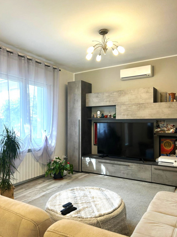 Rif: MT290 - 
Stanchi delle scale? Sogni una casa moderna, efficiente e con vari comfort? Ecco la...