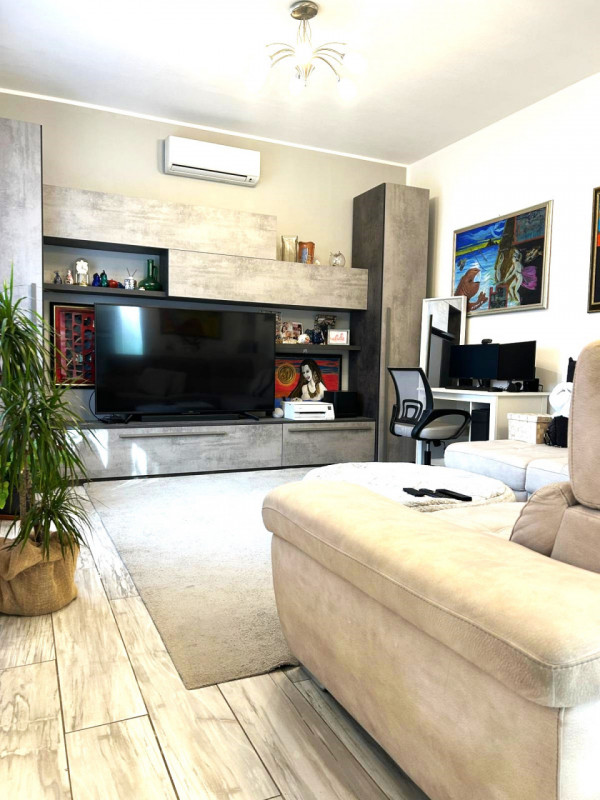 Rif: MT290 - 
Stanchi delle scale? Sogni una casa moderna, efficiente e con vari comfort? Ecco la...