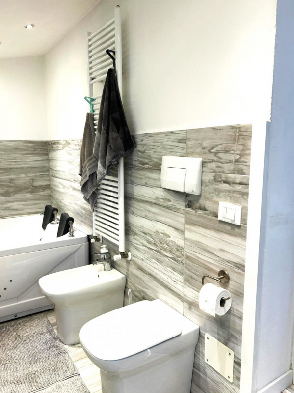 Rif: MT290 - 
Stanchi delle scale? Sogni una casa moderna, efficiente e con vari comfort? Ecco la...