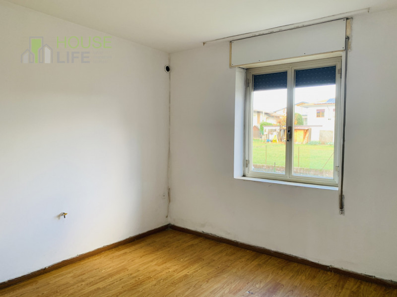 MARANO VICENTINO: in zona residenziale tranquilla, BICAMERE sito al piano terra in contesto di so...