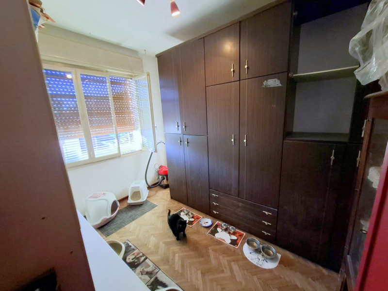 PORZIONE DI BIFAMILIARE – MADONNA PELLEGRINA – ULTIMO PIANO

In zona Madonna Pellegrina/Bassanell...